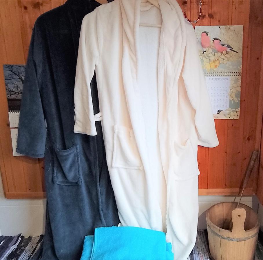 House, Garden & Sauna. Free Parking. Train Stop-200 M. Sea-1 Km. Jūrkalne 外观 照片